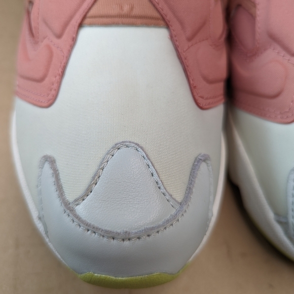 Reebok Insta Pump Fury Men's sz 10.5 Basketball Shoe Rare Salmon color Trainer S - Picture 8 of 12